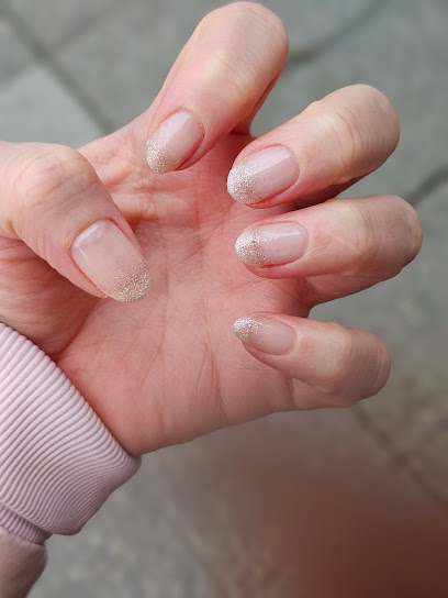 Citrus Nail Lounge - Nail Salon in Port Moody, British Columbia