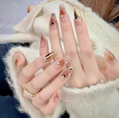 Deluxe Nails & Spa - Nail Salon in Mississauga, Ontario