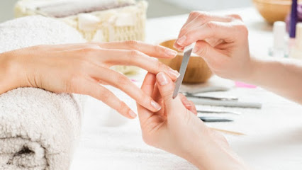 Scarlet Nails & Spa - Nail Salon in Mississauga, Ontario